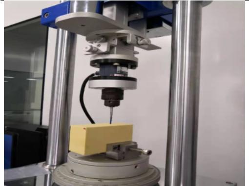 ASTM F543接骨釘?shù)妮S向撥出和扭轉(zhuǎn)旋入與生物旋出力學測試機